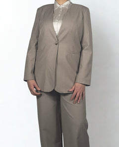 Everyday Blazer in Beige