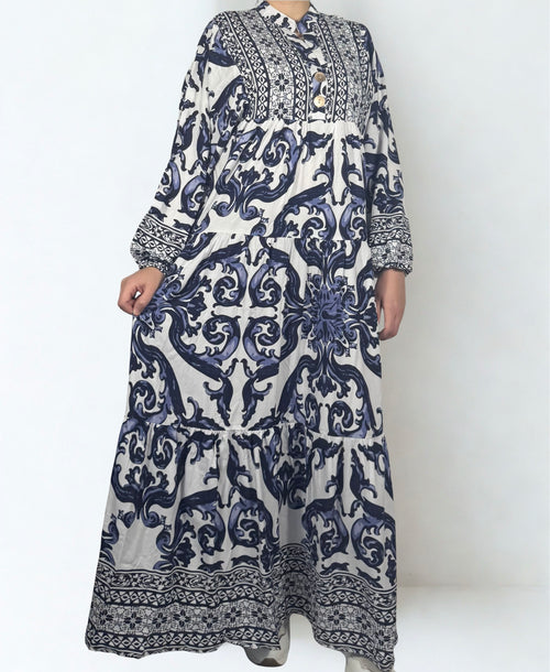 Elegantes Kleid im Matrosenstil