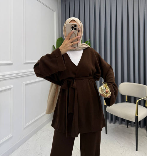 Amara Strick-Zweiteiler in Dunkelbraun