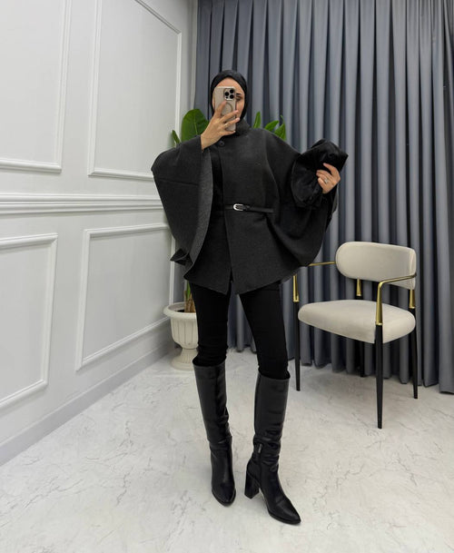 Yara Jacke mit Gürtel in Dunkelgrau