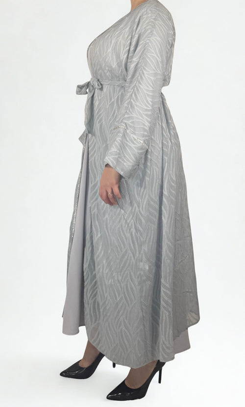 Amira Abaya-Zweiteiler in Hellblau