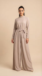 Tuta elegante con effetto gonna