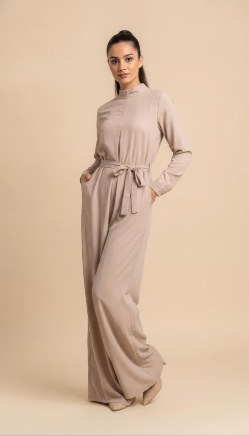 Tuta elegante con effetto gonna