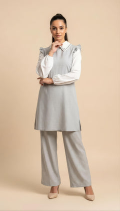 Elegant two-piece suit with jewel decoration