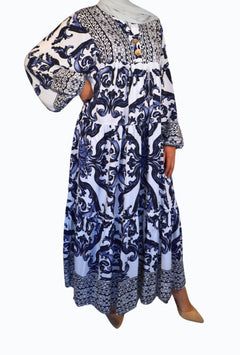 Elegantes Kleid im Matrosenstil