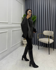 Yara Jacke mit Gürtel in Dunkelgrau