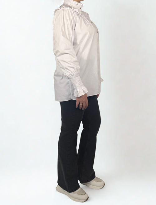 Elegante Bluse mit femininen Details