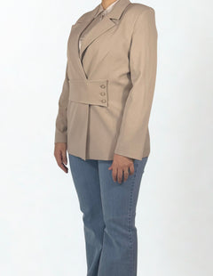 Beiger Blazer mit Goldakzenten