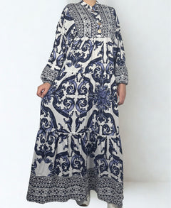 Elegantes Kleid im Matrosenstil