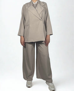 Dalya Zweiteiler in Beige