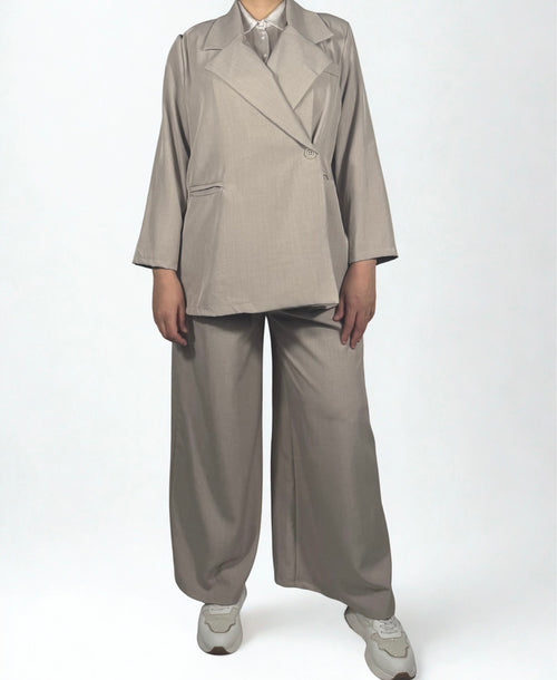 Dalya Zweiteiler in Beige