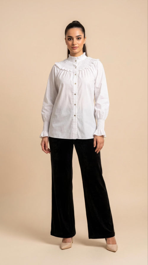 Camicia elegante con dettagli femminili