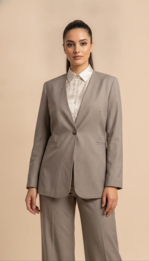 Everyday Blazer in Beige