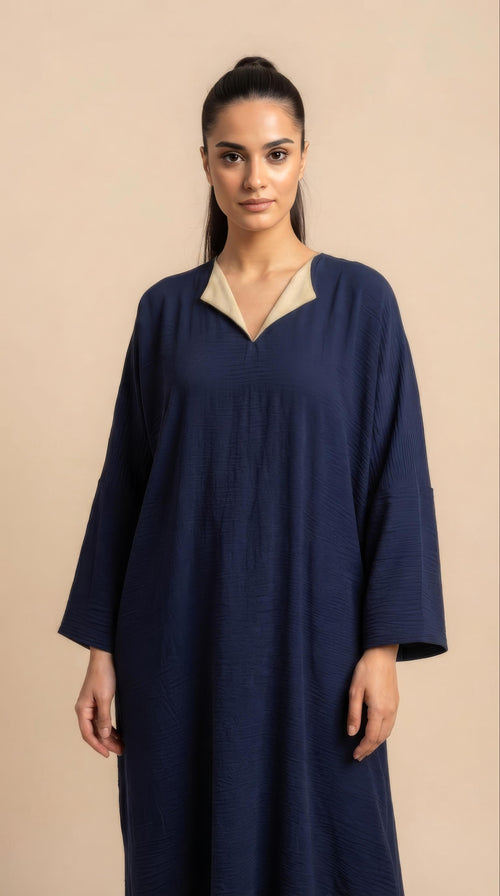 Layan Abaya in Blu Navy