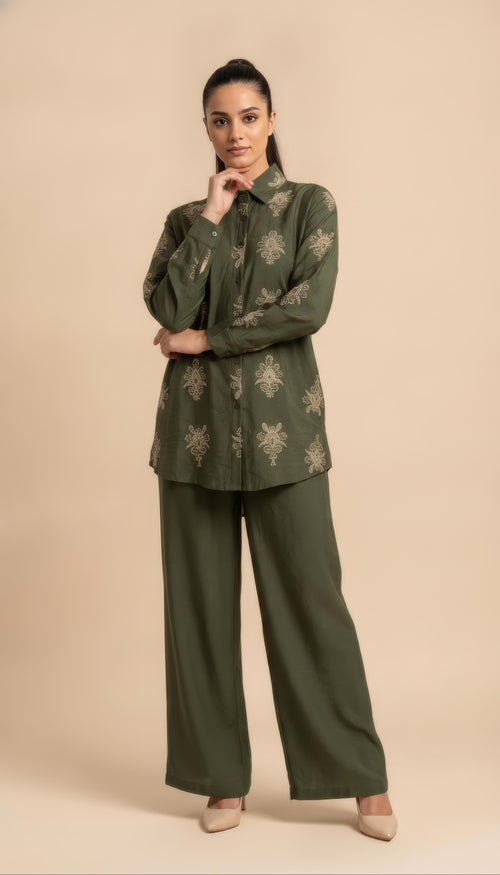 Coordinato Oriental in Verde Kaki