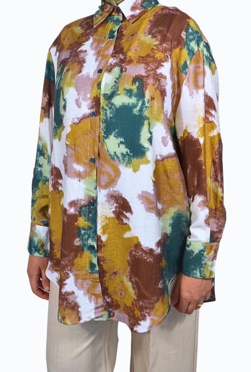 Long-sleeved blouse with abstract print