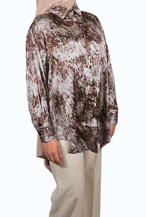 Long-sleeved blouse with abstract print