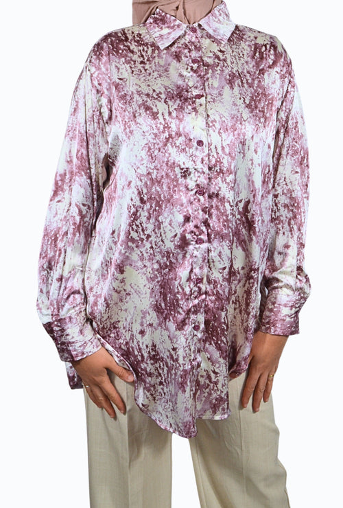 Long-sleeved blouse with abstract print