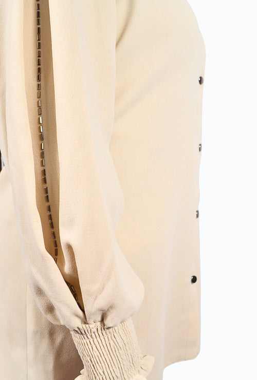 Long blouse with elegant sleeve details