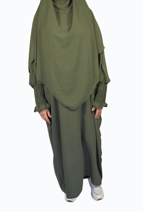 Khimar two-piece with details on the sleeves