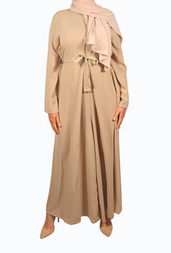 Elegant jumpsuit with skirt effect