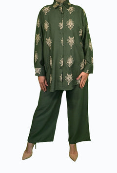 Two-piece set with oriental pattern