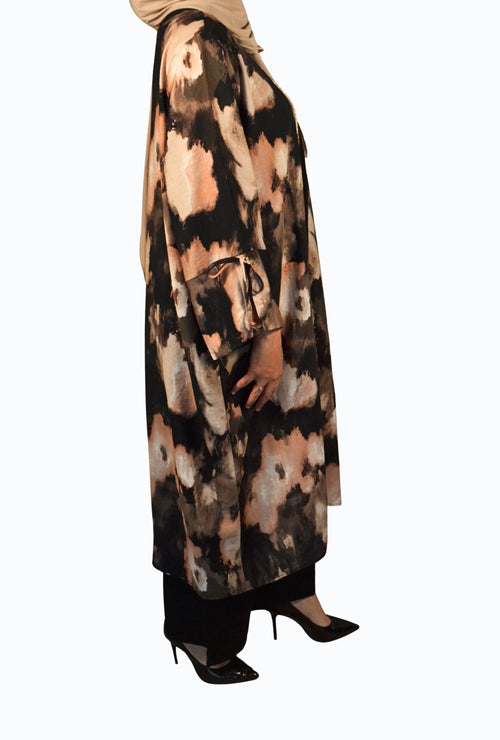 Elegant kimono set with floral pattern