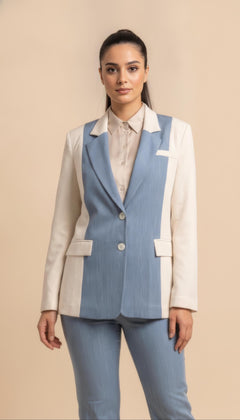 Blazer bianco con dettagli denim