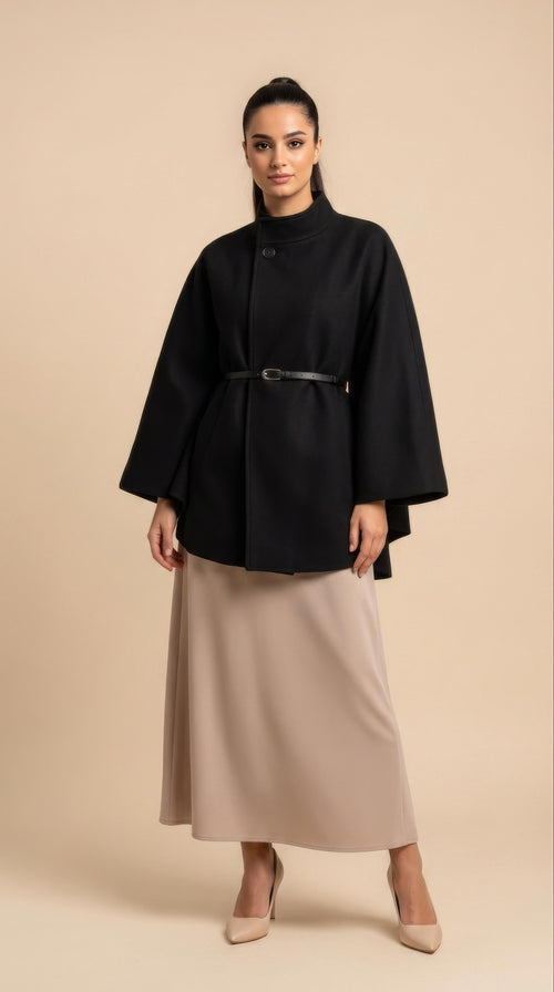 Yara Jacke mit Gürtel in Schwarz