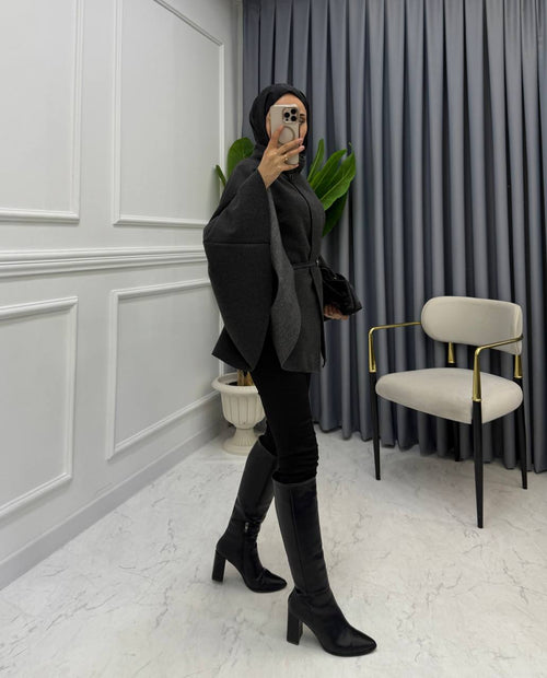 Yara Jacke mit Gürtel in Dunkelgrau