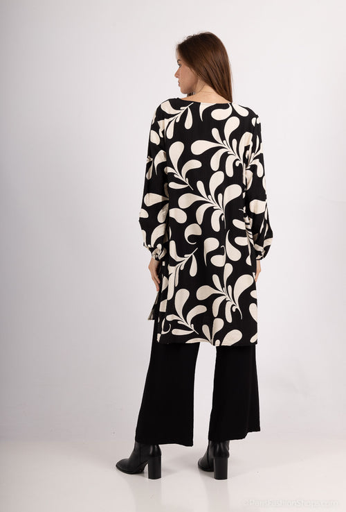 Completo due pezzi con fantasia elegante