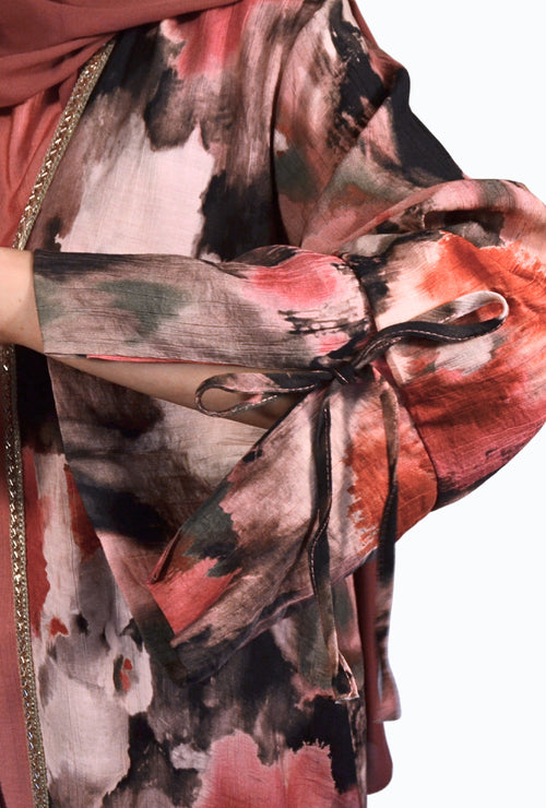 Elegant kimono set with floral pattern